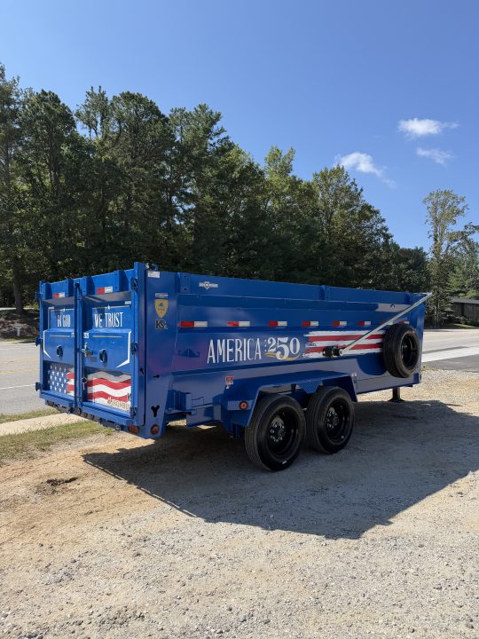 New 2027 Iron Bull DWB8316082 America 250 Series Dump Trailer /Hyd Jack / Wireless Remote / Solar Panel / 48" High Sides / 2-8k Electric Brake Axles / Tarp / Alum Ramps / Combo Gate / Powder Coat Blue