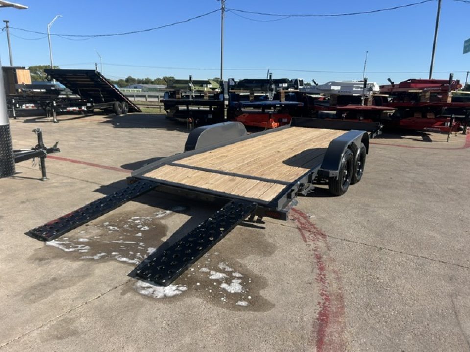 New 2027 Iron Bull ECB 83"X18' Car Hauler