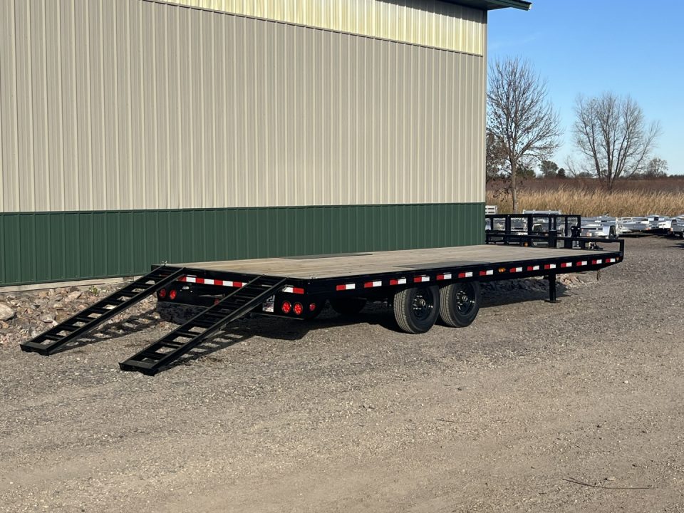 New 2027 24' - 14k PJ 8" I-beam Deckover Trailer