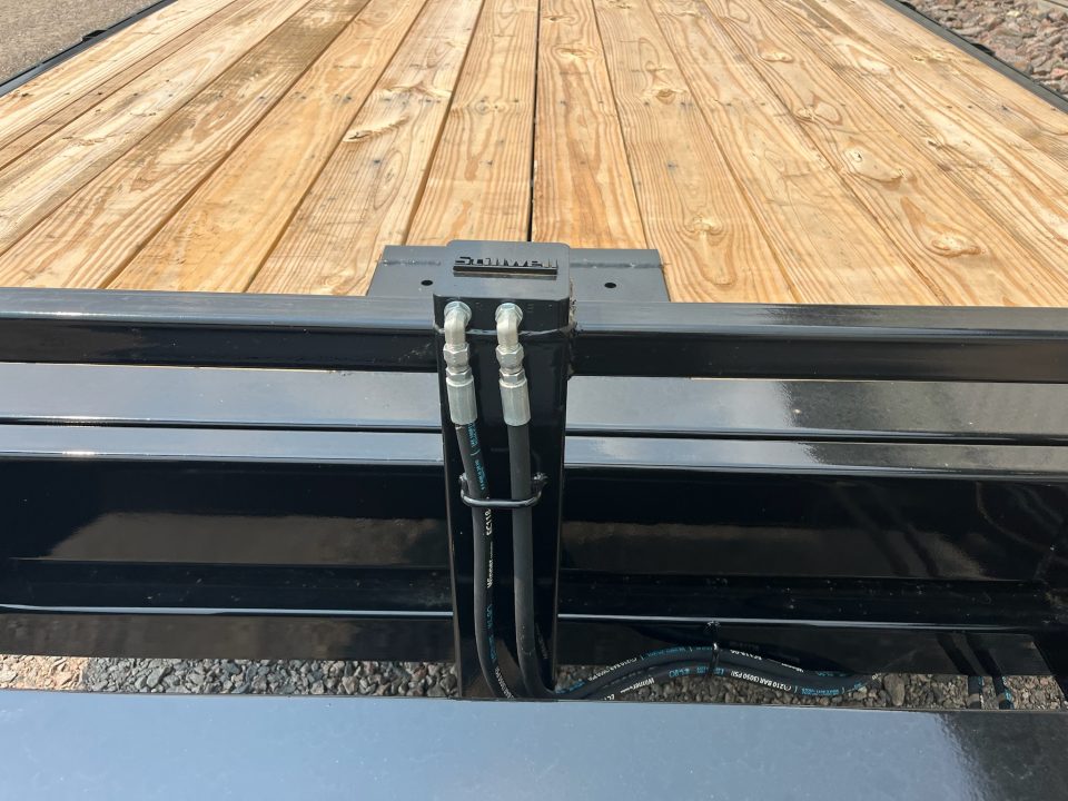 New 2027 22' 14k PJ Deckover Tilt Trailer - Hyd Jack