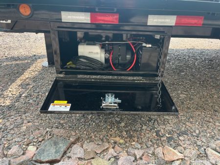 New 2027 22' 14k PJ Deckover Tilt Trailer - Hyd Jack