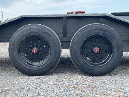 New 2027 MAXX-D 102"X24' 18K Gooseneck Power Tilt Trailer