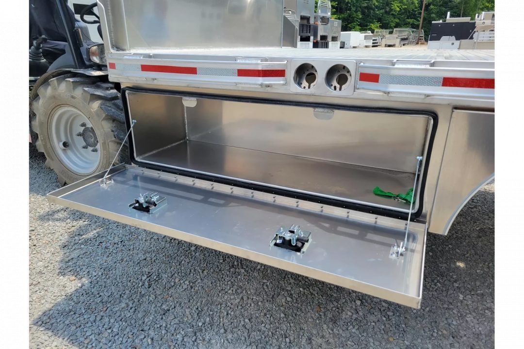 New Martin Truck Bodies 98x136 SB Flatbed 84" CA DRW Truck Bed