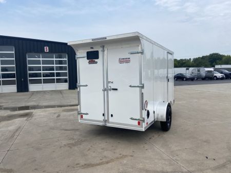 New United UJ-6X12 Enclosed Trailer