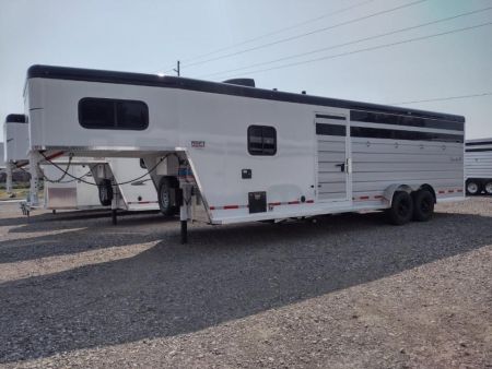 New 2027 Trails West Santa Fe 27' Living Quarter Stock Combo Trailer