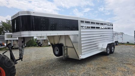 New 2026 Featherlite Trailers 8117 GN 6'7 X16TA Stock / Stock Combo Trailer