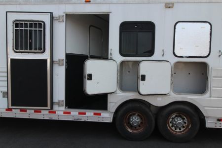 Used 2003 Kiefer Manufacturing Genesis X-E103 8310 Horse Trailer