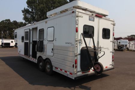 Used 2003 Kiefer Manufacturing Genesis X-E103 8310 Horse Trailer