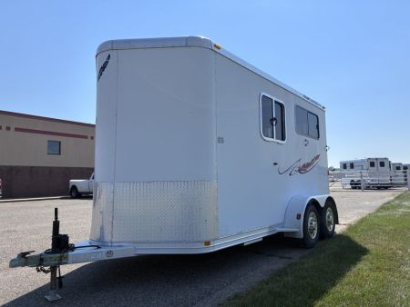 Used 2005 Featherlite Trailers 2H Straight Load BP Horse Trailer