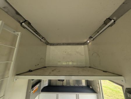 Used 2003 8.5X32 Renegade Stacker