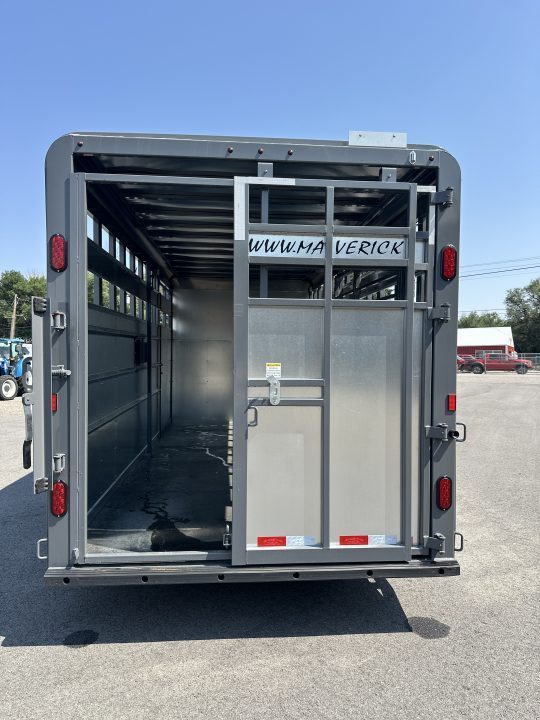 2027 Maverick HD photo 6