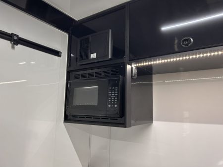 New 2026 ATC 24 FT ROM450 CAR HAULER BATHROOM KITCHENETTE AND AC