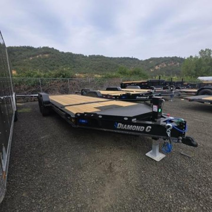 New SALE! SPLIT TILT 2027 Diamond C Trailers HDT207 82X20 Equipment Trailer 15500 GVWR ONYX BLACK