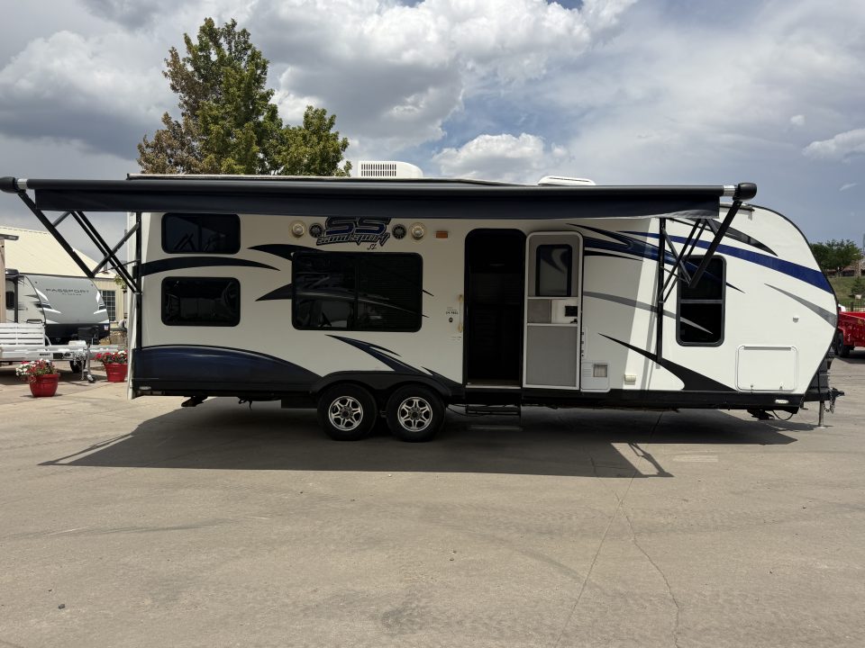 Used 2013 Pacific Coachworks SANDSPORT 24 FBSL Travel Trailer
