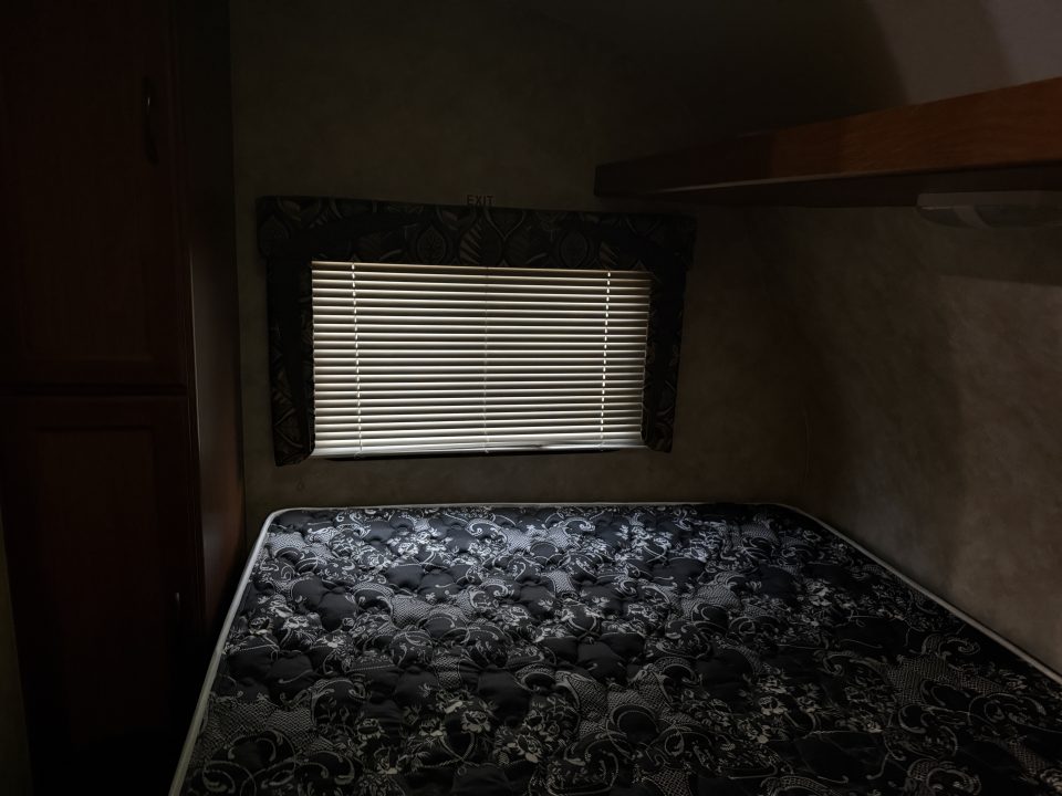 Used 2013 Pacific Coachworks SANDSPORT 24 FBSL Travel Trailer