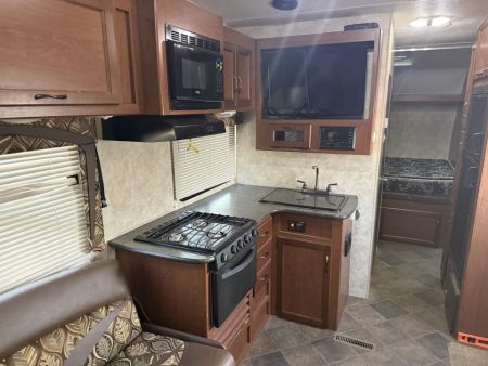Used 2013 Pacific Coachworks SANDSPORT 24 FBSL Travel Trailer