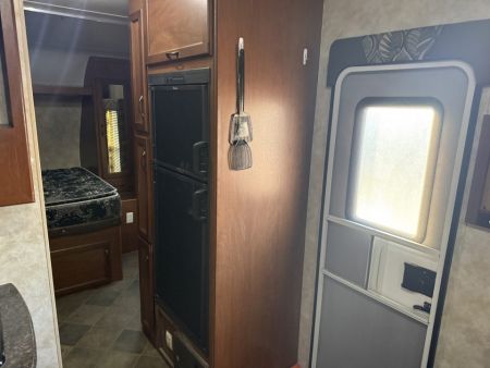 Used 2013 Pacific Coachworks SANDSPORT 24 FBSL Travel Trailer