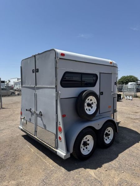 Used 1989 Charmac Trailers 2H STRAIGHT LOAD Horse Trailer