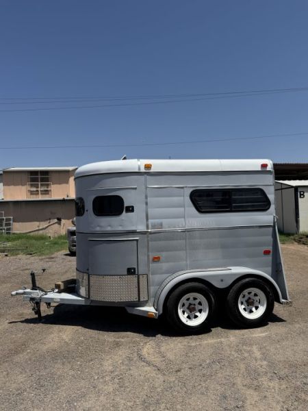 Used 1989 Charmac Trailers 2H STRAIGHT LOAD Horse Trailer