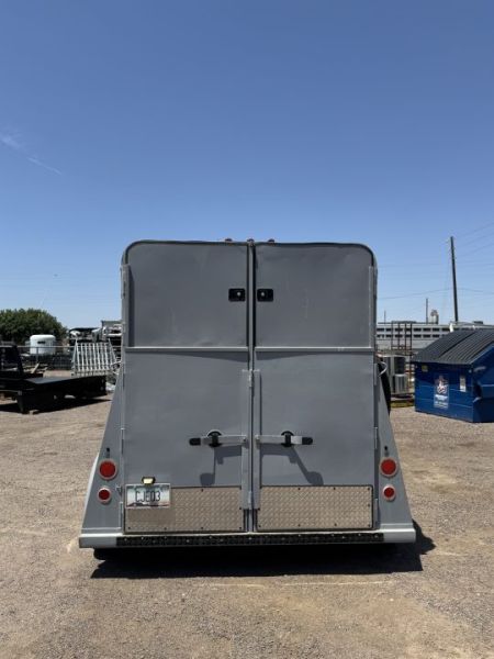 Used 1989 Charmac Trailers 2H STRAIGHT LOAD Horse Trailer