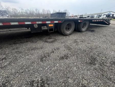 Used 2023 Iron Bull 102x40' Gooseneck Deckover 24000# GVW