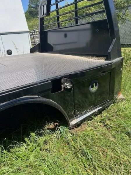 New 2022 CM Truck Beds BLSK 9'4x94x60 Bale Spike