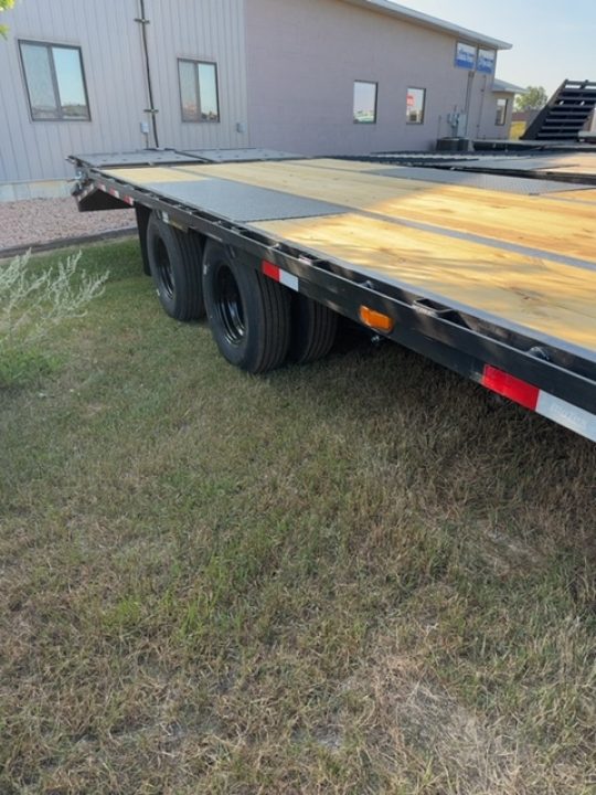 New 2027 Big Tex Trailers 25GN-40D5A Flatbed Trailer