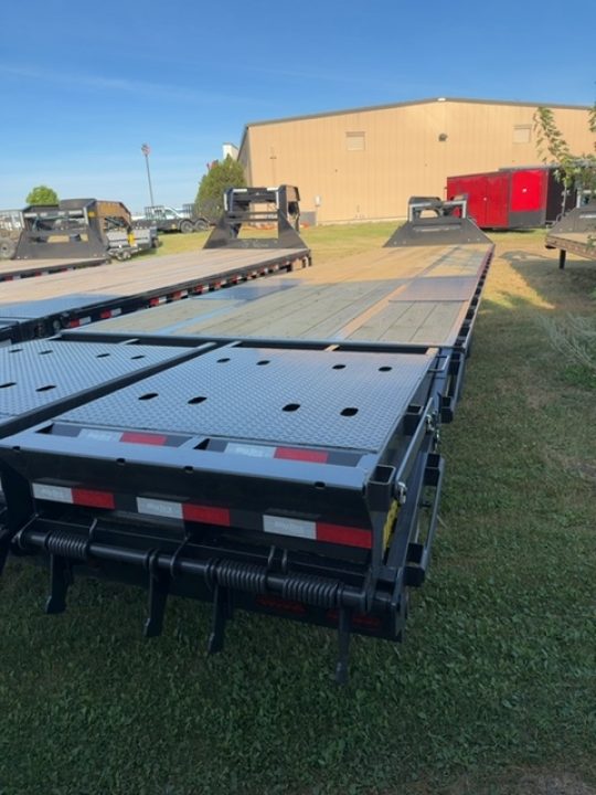 New 2027 Big Tex Trailers 25GN-40D5A Flatbed Trailer