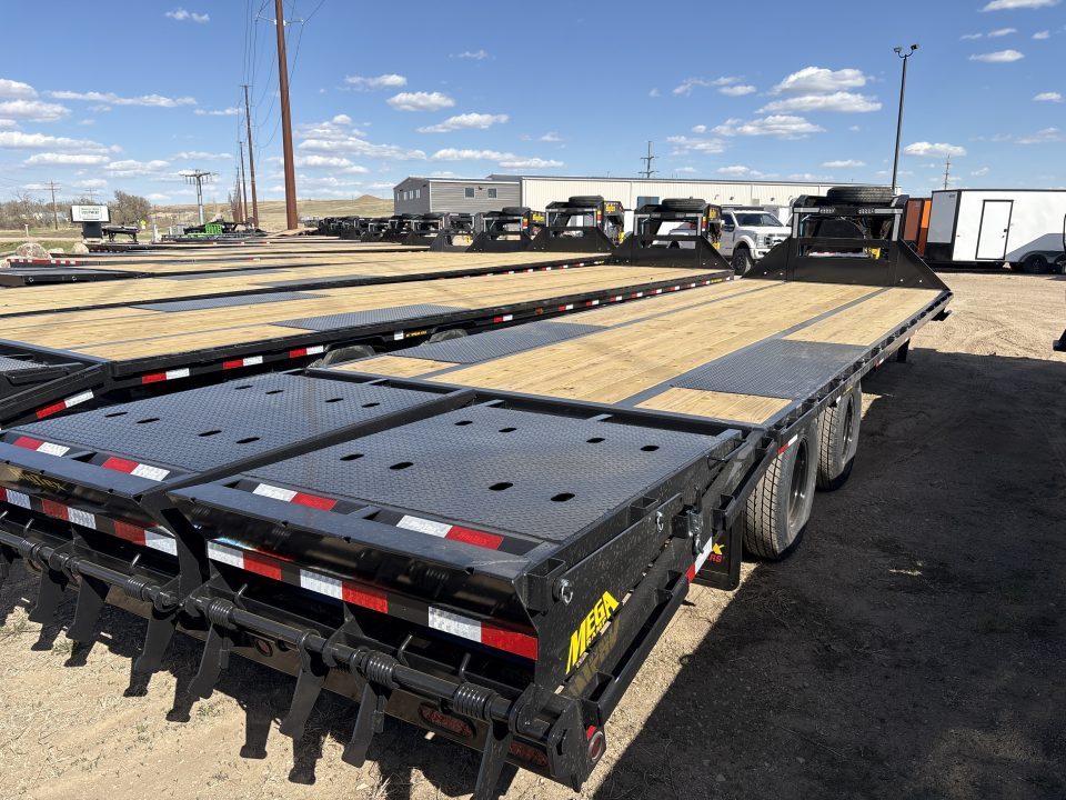 New 2026 Big Tex Trailers 22GN-30D5A Flatbed Trailer