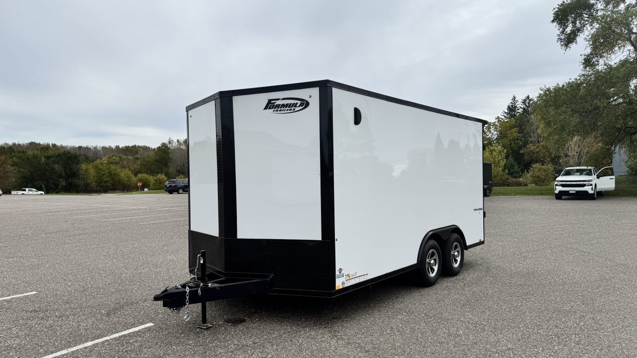 2026 Formula Trailers photo 3