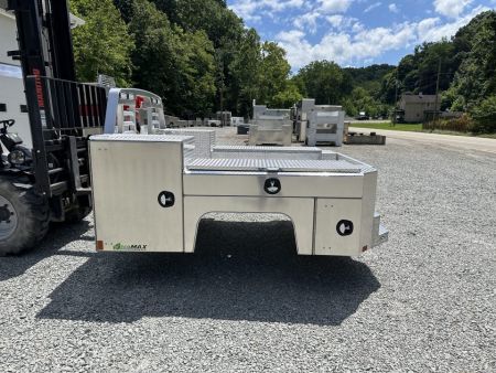 New Martin Truck Bodies Aluminum Gooseneck Service Body DRW 8' Diamond Tread *Clear Lens * Back Window Cut Out Gooseneck Bodies