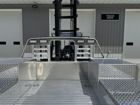 New Martin Truck Bodies Aluminum Gooseneck Service Body DRW 8' Diamond Tread *Clear Lens * Back Window Cut Out Gooseneck Bodies