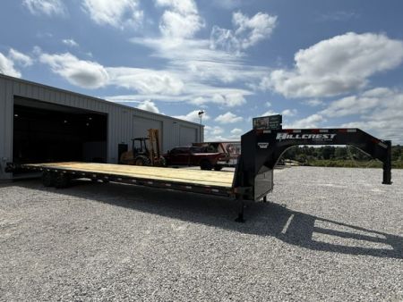 New HillCrest Gooseneck 35+5 17.6 W/ Max Ramps