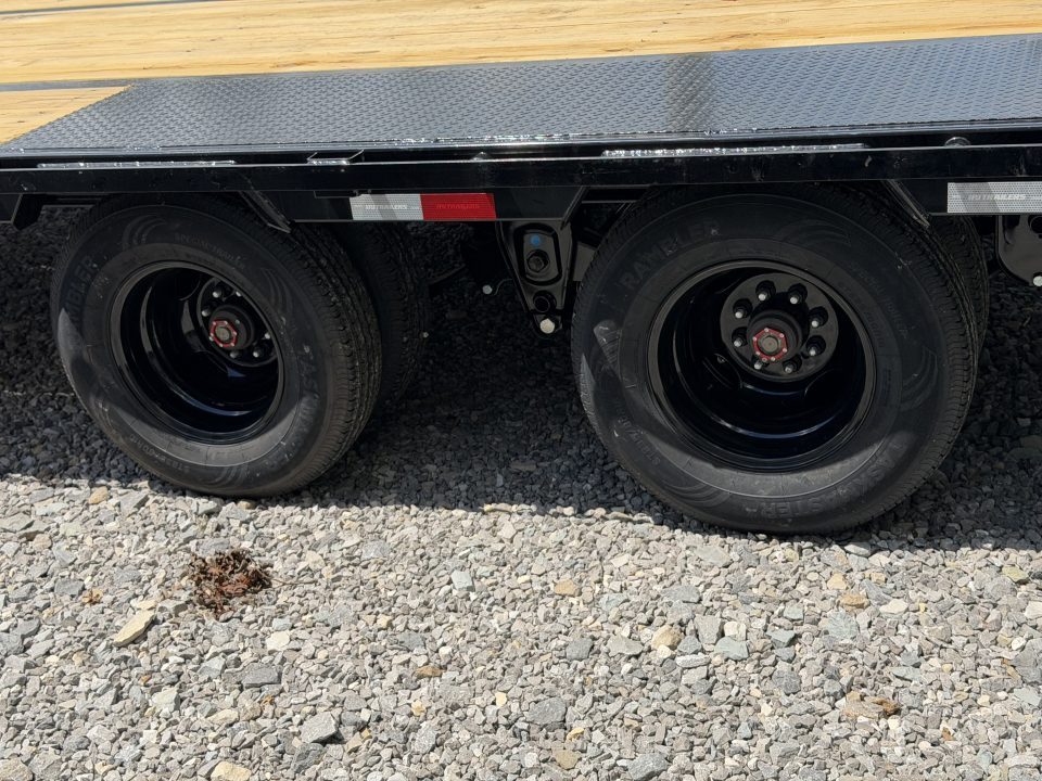 New 2027 PJ Trailers 102" x 20' LD Deckover Trailer