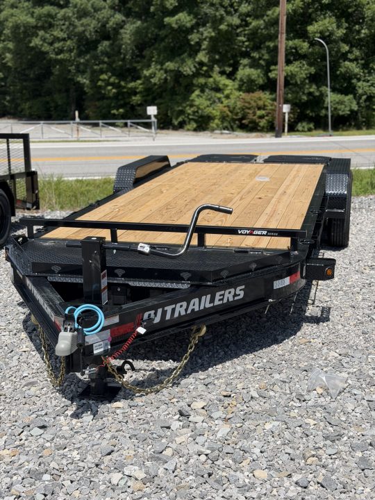 New 2027 PJ Trailers EV 20ft Equipment Trailer