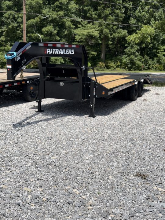 New 2027 PJ Trailers 102" x 20' LD Deckover Trailer