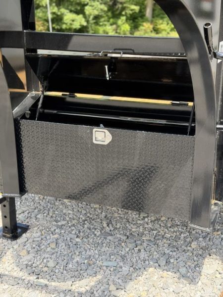 New 2027 PJ Trailers 102" x 20' LD Deckover Trailer