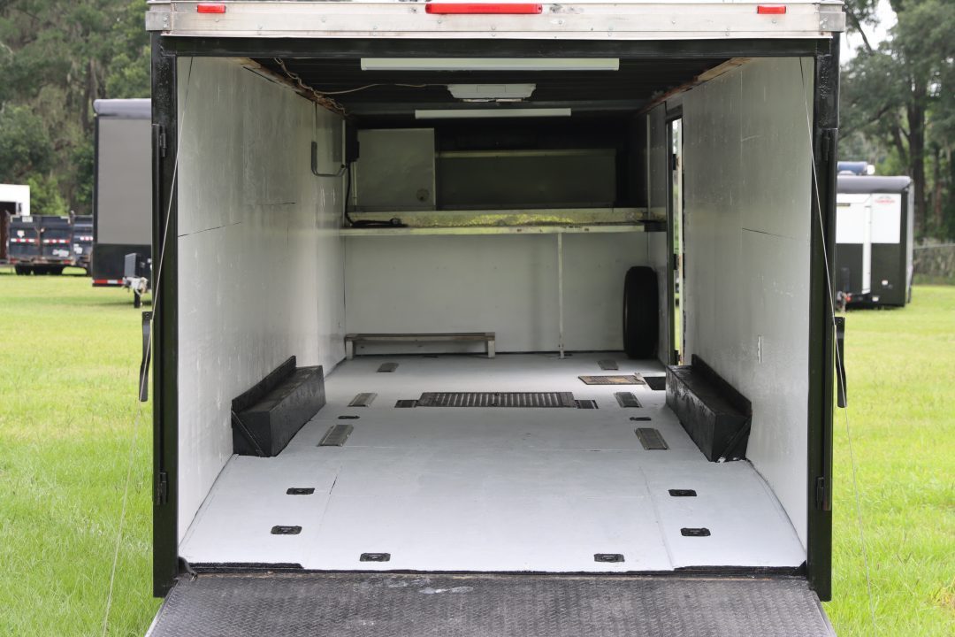 Used 1995 8.5X36 Pace American Race TRAILER