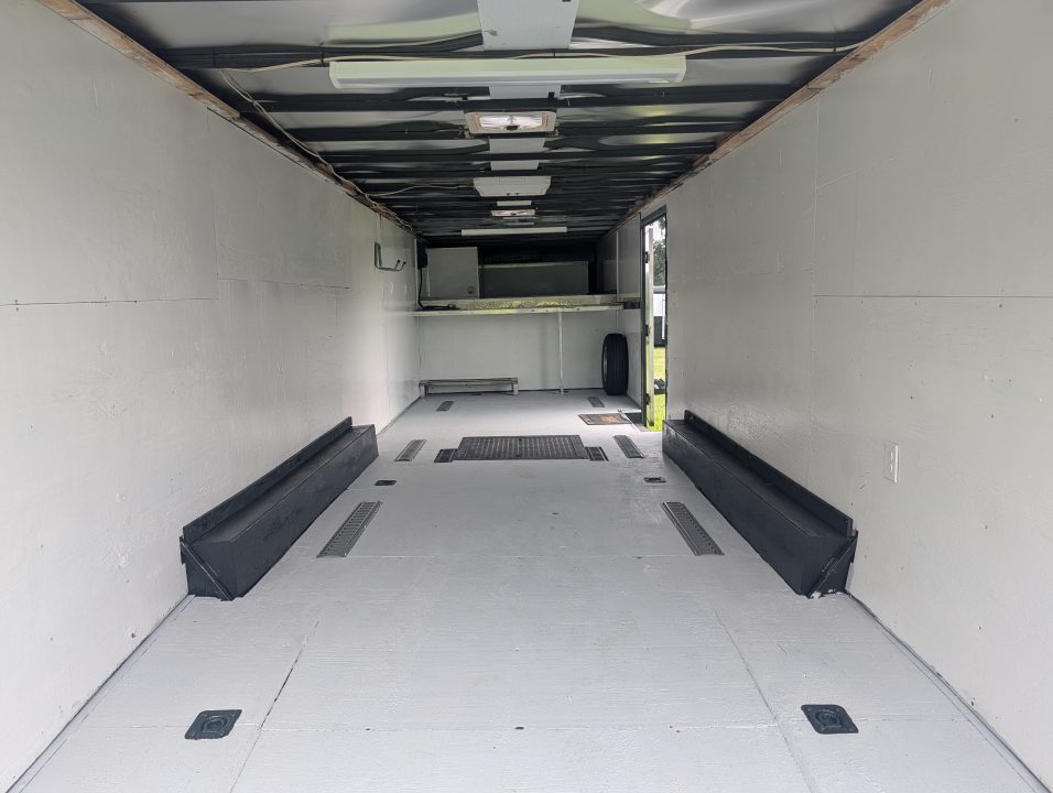 Used 1995 8.5X36 Pace American Race TRAILER