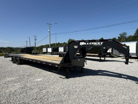 New HillCrest Gooseneck 30+5 22.9 W/ Max Ramps