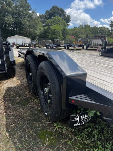 New 2026 Diamond C Trailers 82x20LPX207 Equipment Trailer