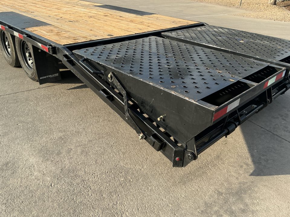 Used 2025 Southland Trailers HBAT7-25 BT Flatbed Trailer