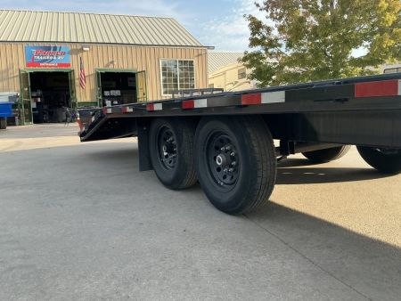 Used 2025 Southland Trailers HBAT7-25 BT Flatbed Trailer