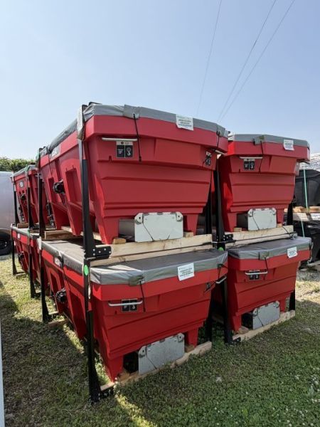 New 2026 BOSS 1.5 cu yd (VBX6000+) Salt Spreader w/ Auger