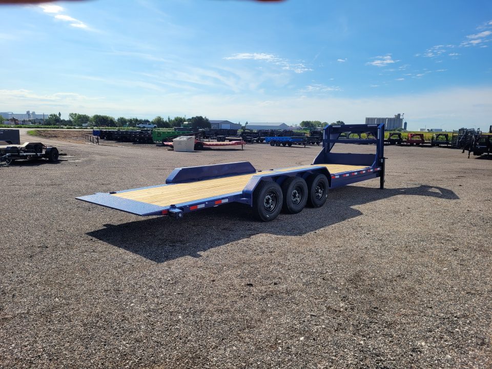 New 2027 Load Trail 83"x26' Gooseneck Triple Axle Tilt Trailer