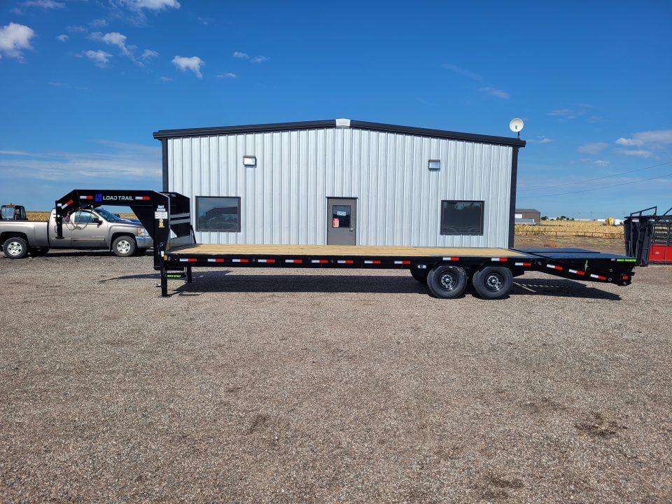 New 2027 Load Trail 102"x30' Gooseneck Deckover Trailer