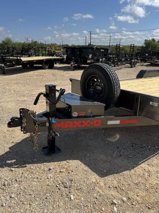 New 2027 MAXX-D C6X8320-7977 Equipment Trailer