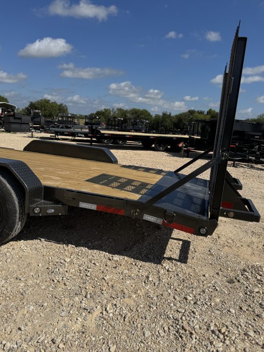 New 2027 MAXX-D C6X8320-7977 Equipment Trailer