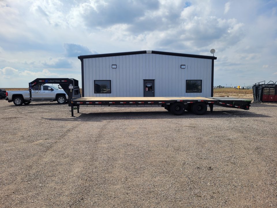 New 2027 Load Trail 102"x32' Gooseneck Deckover Trailer