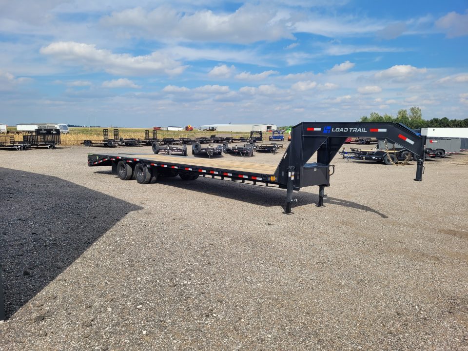 New 2027 Load Trail 102"x32' Gooseneck Deckover Trailer